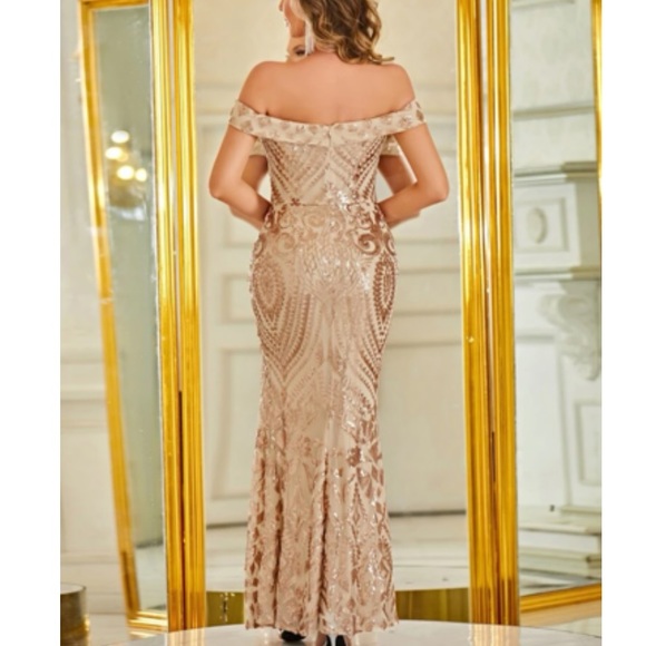 Luxe off shoulder slit thigh holidays party sequins dress - Picture 6 of 16
